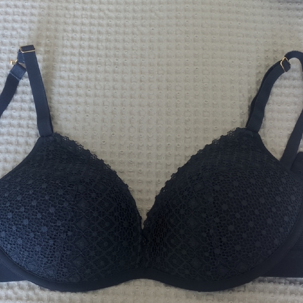 Lively Navy Lace Bra